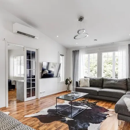 别墅 Ihana Omakotitalo