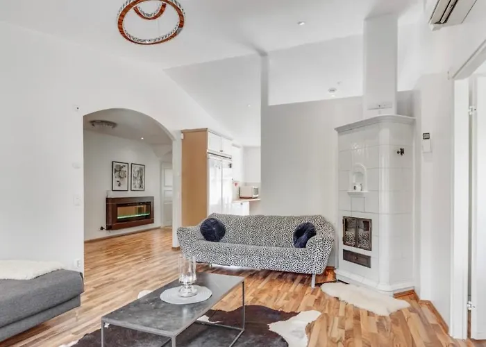 Ihana Omakotitalo 别墅 万塔