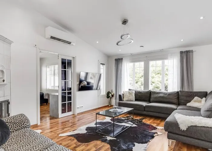 别墅 Ihana Omakotitalo