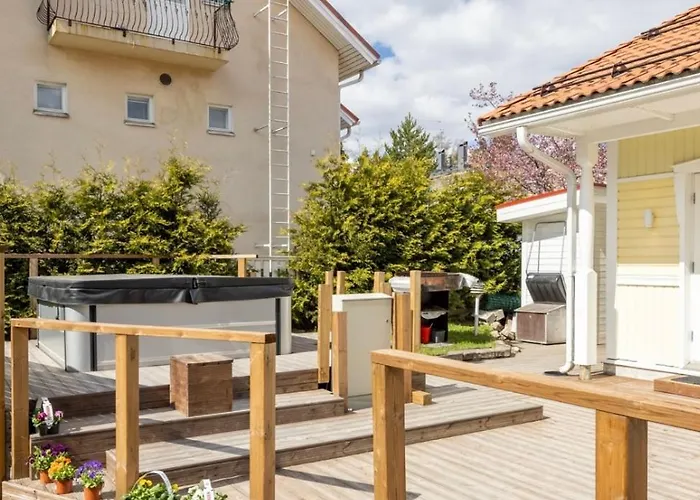 Ihana Omakotitalo فانتا